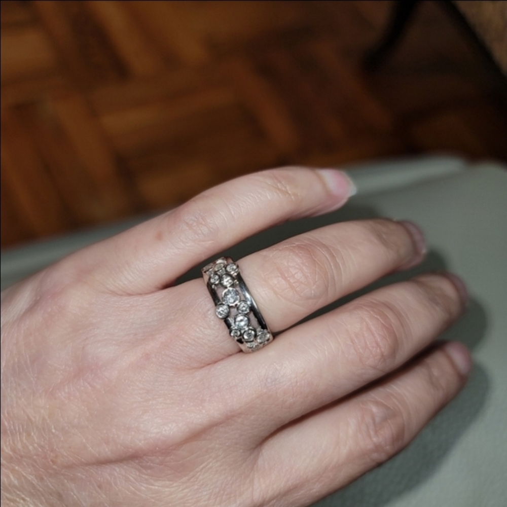 Diamond  ring - Picture 8 of 16